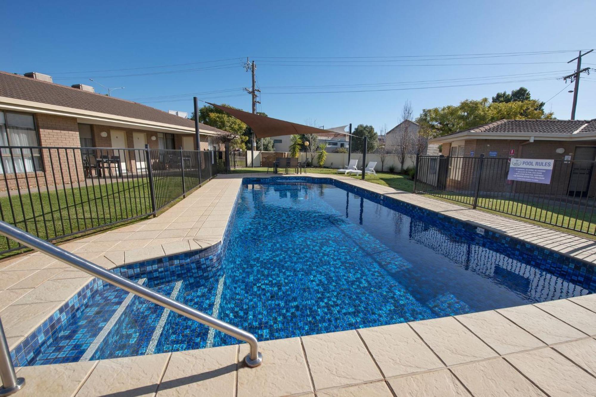 Jacaranda Holiday Units Swan Hill Exterior foto