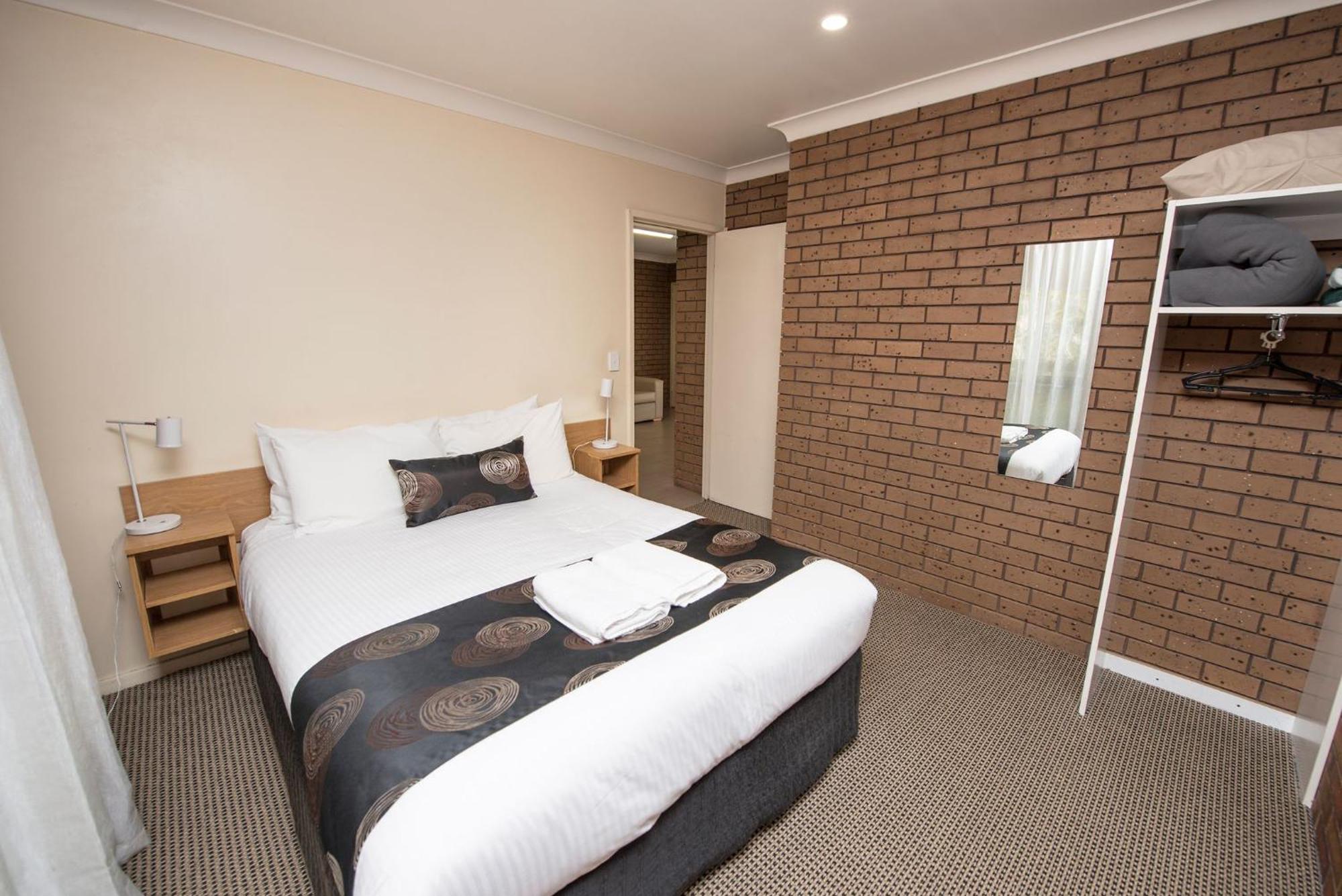 Jacaranda Holiday Units Swan Hill Exterior foto