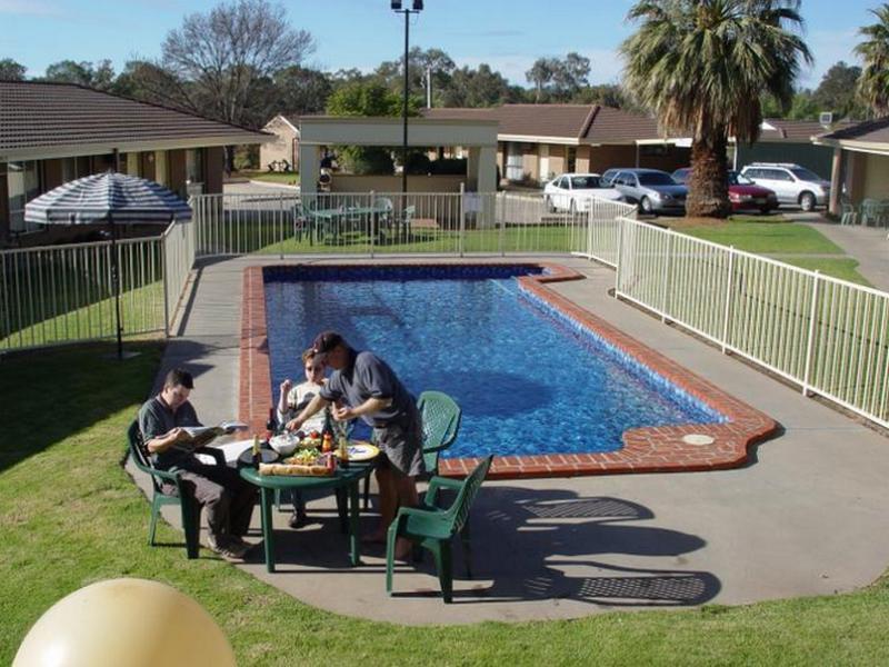 Jacaranda Holiday Units Swan Hill Exterior foto